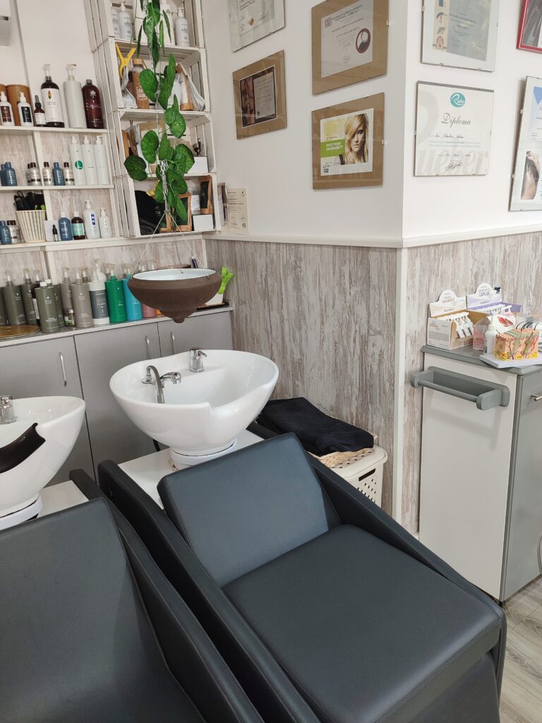 Sofá para lavar cabezas de Ana Caballero Molina